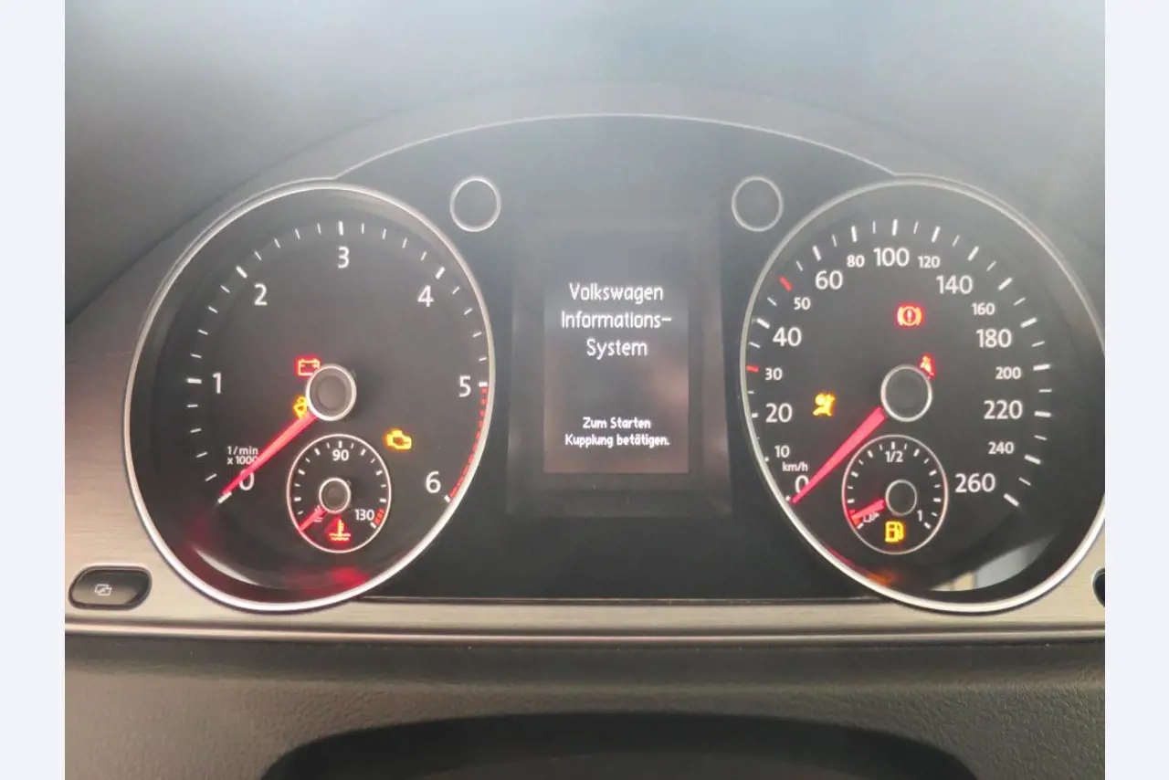 forklift trucks and car pool<br>-5