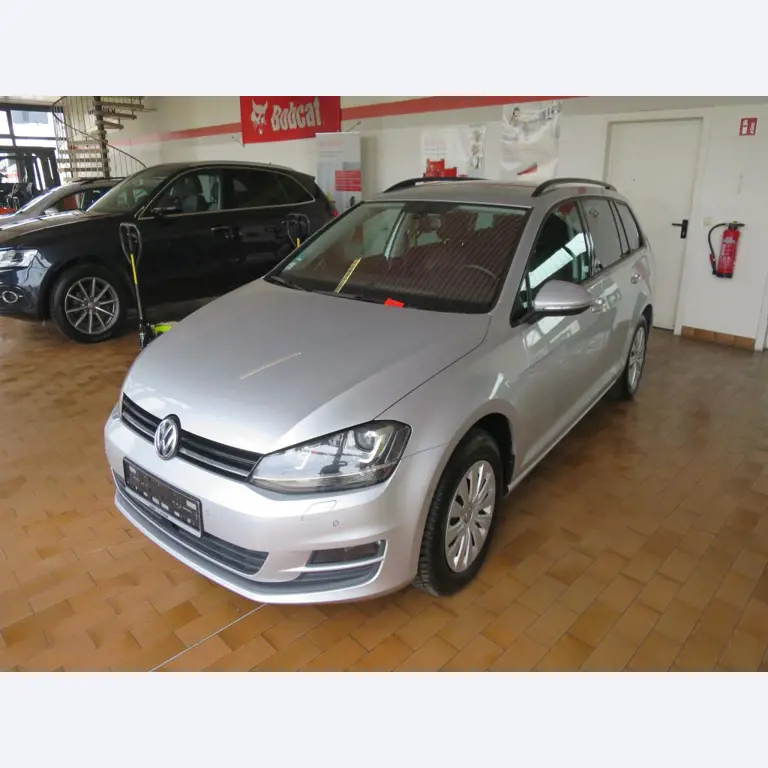 forklift trucks and car pool<br>-1