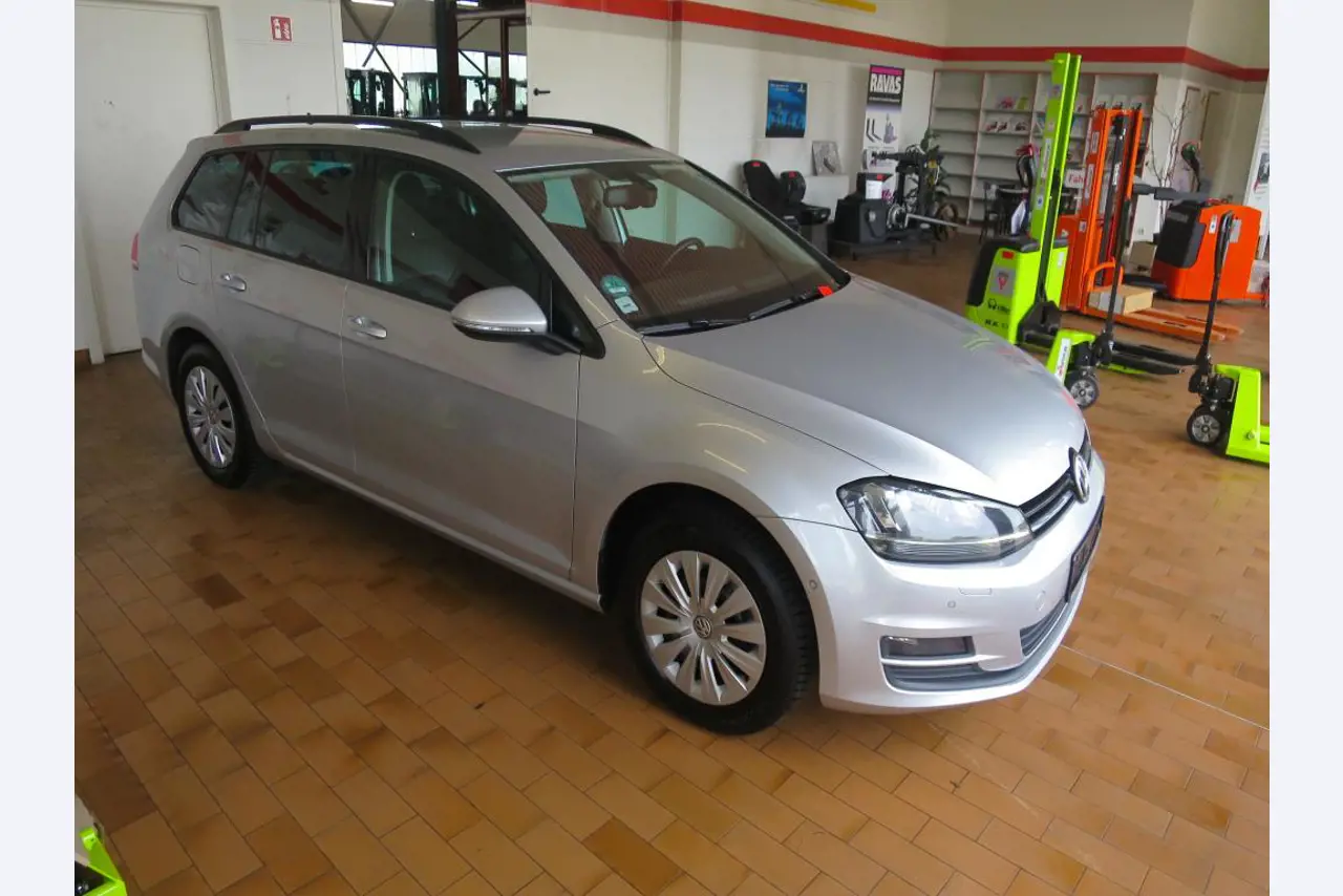 forklift trucks and car pool<br>-4