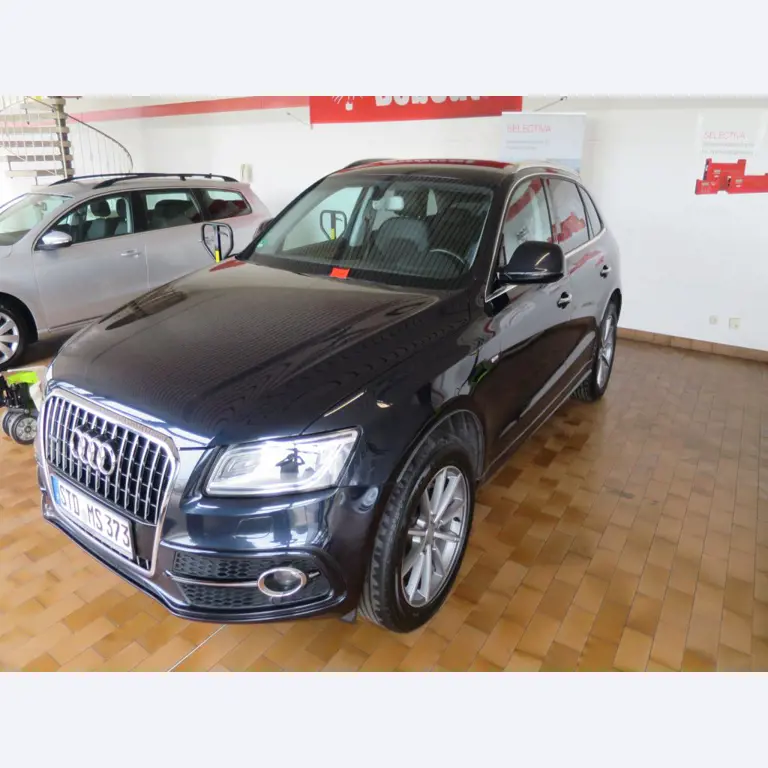 forklift trucks and car pool<br>-1