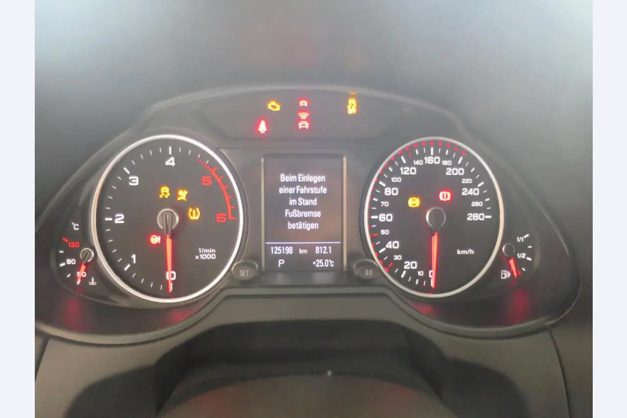 forklift trucks and car pool<br>-4