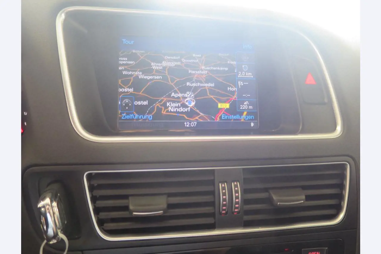 forklift trucks and car pool<br>-5