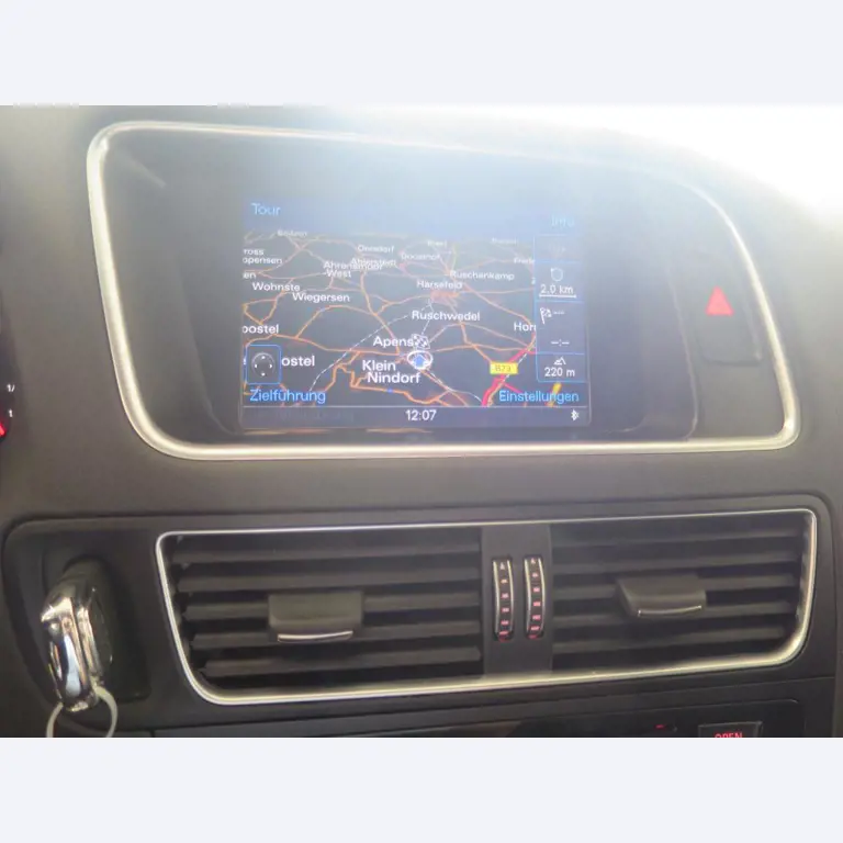 forklift trucks and car pool<br>-5