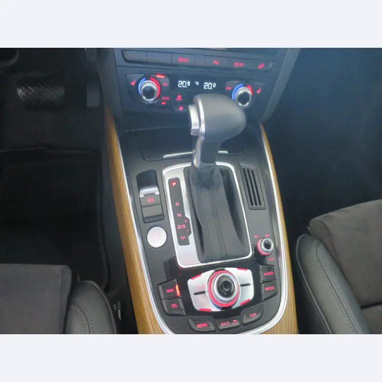 forklift trucks and car pool<br>-6