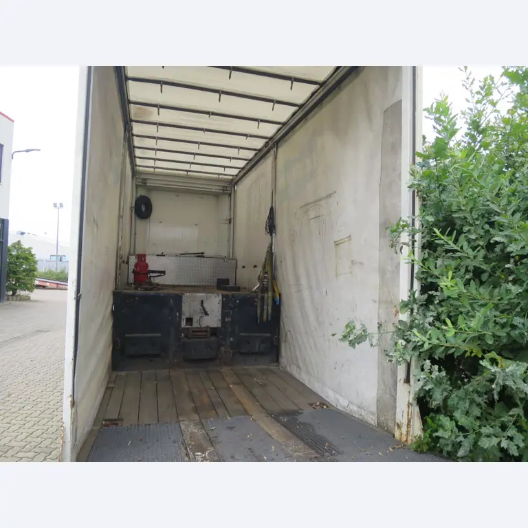 forklift trucks and car pool<br>-3