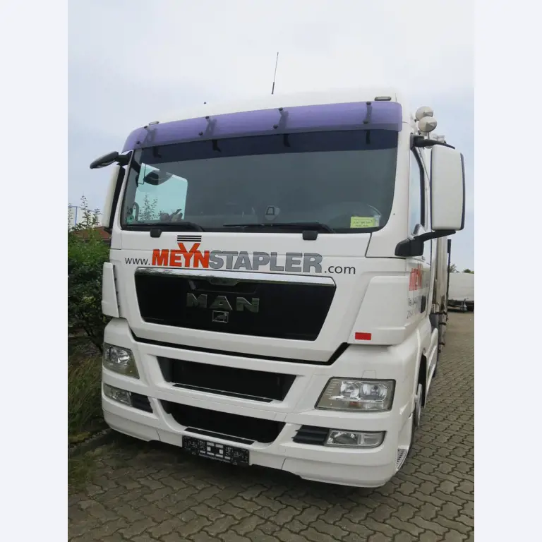 forklift trucks and car pool<br>-1