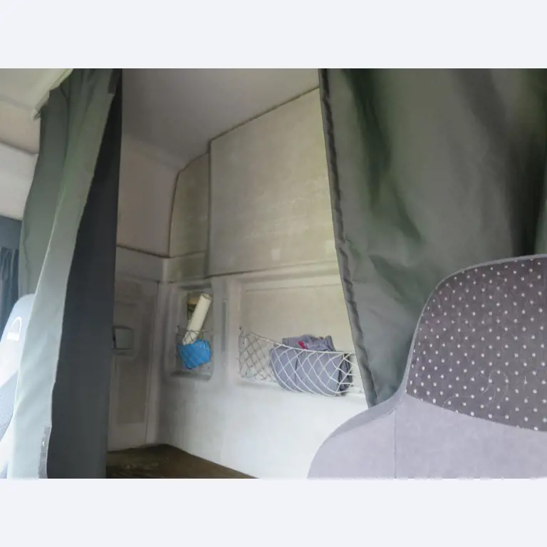 forklift trucks and car pool<br>-6