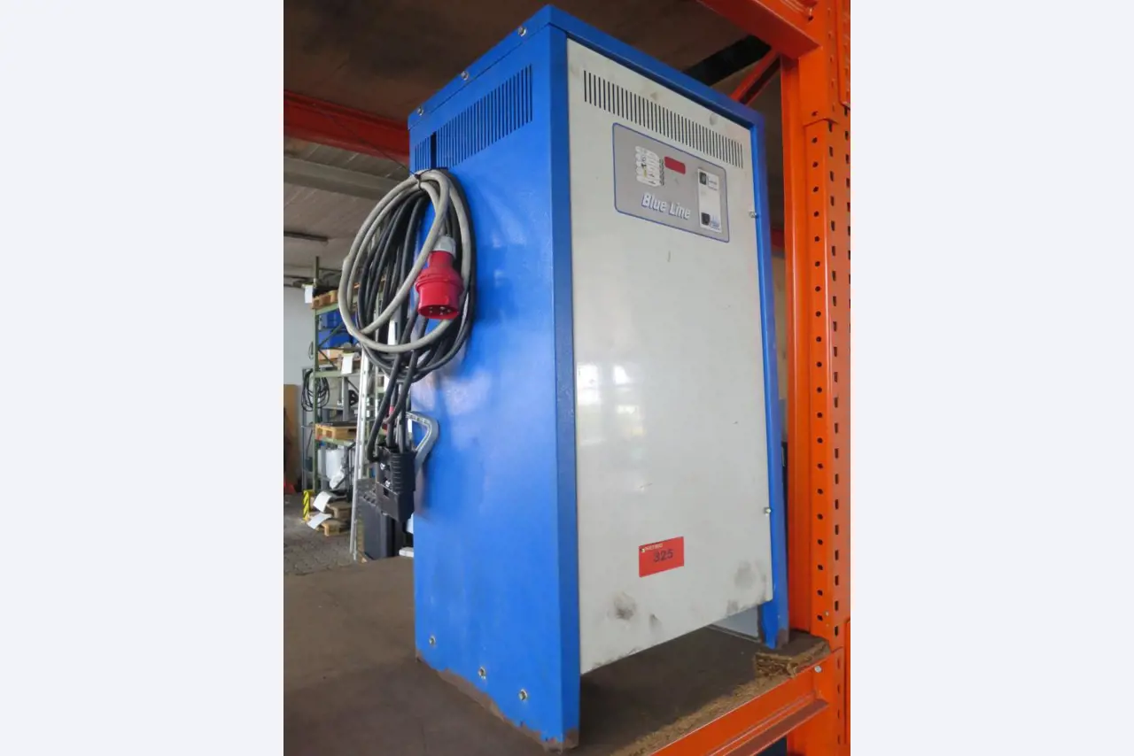 forklift trucks and car pool<br>-2