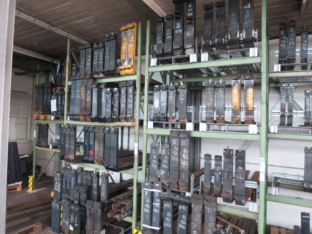 forklift trucks and car pool<br>-2