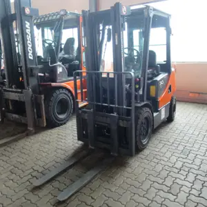 Diesel forklift (D9071) Doosan D30S-5