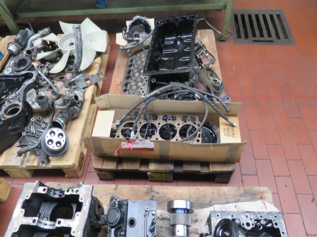 forklift trucks and car pool<br>-6