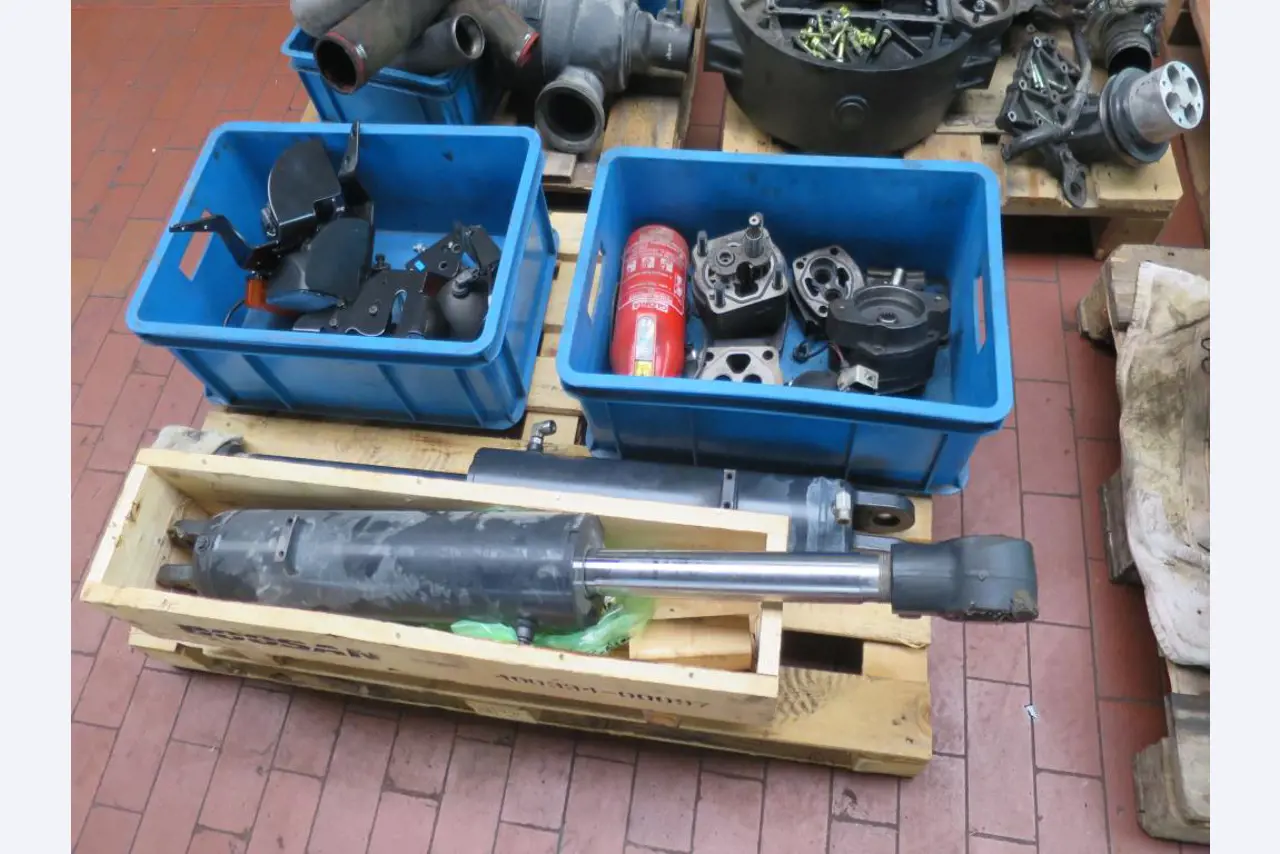 forklift trucks and car pool<br>-8