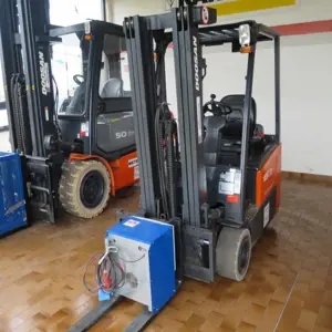 Elektryczny wózek widłowy (E9349) Doosan B15T-7