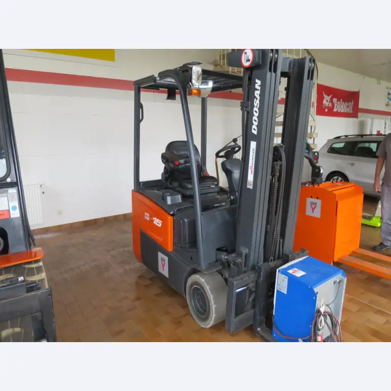 forklift trucks and car pool<br>-3