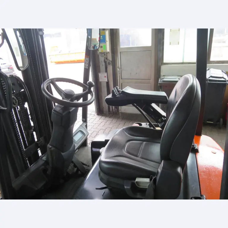 forklift trucks and car pool<br>-3