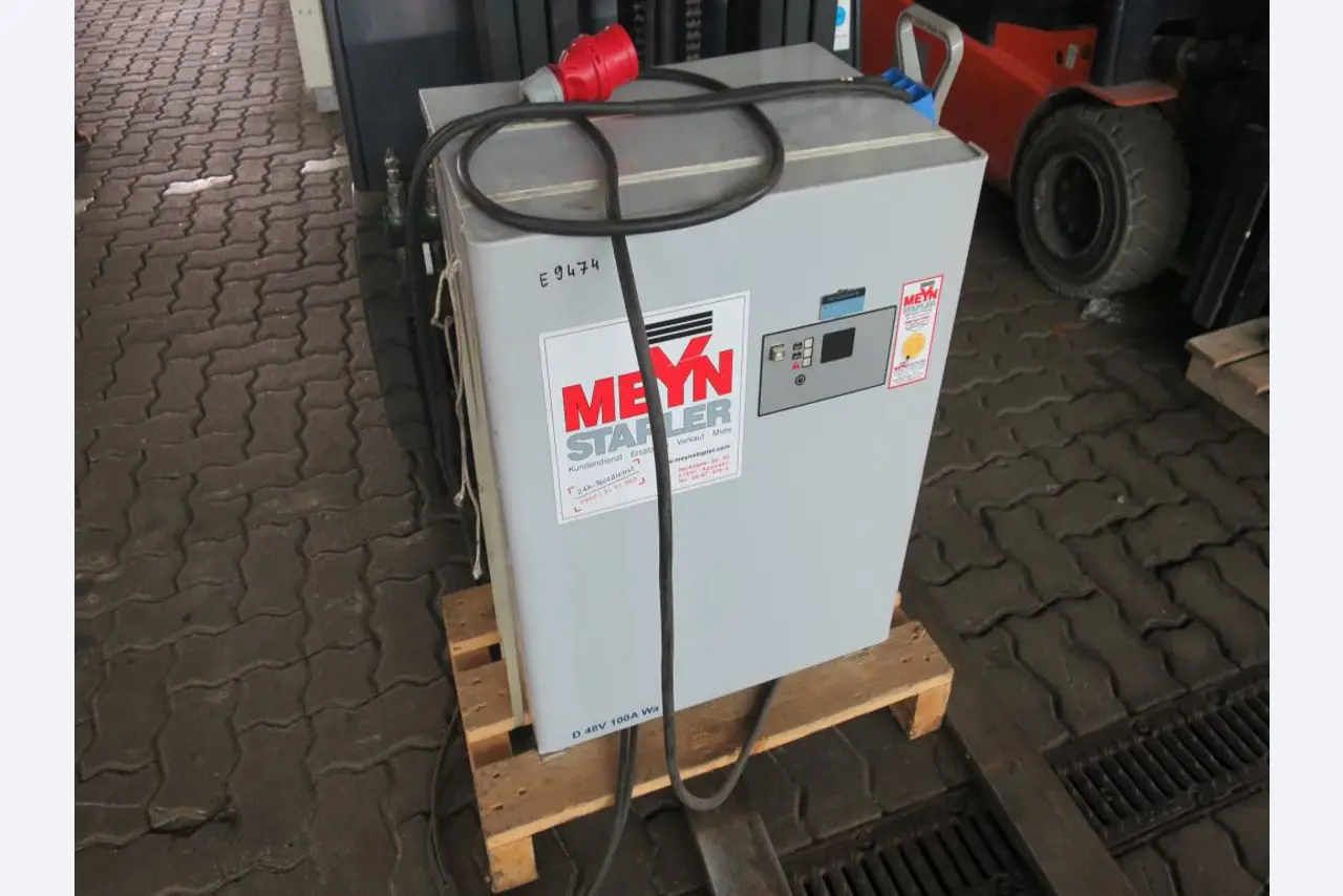 forklift trucks and car pool<br>-3