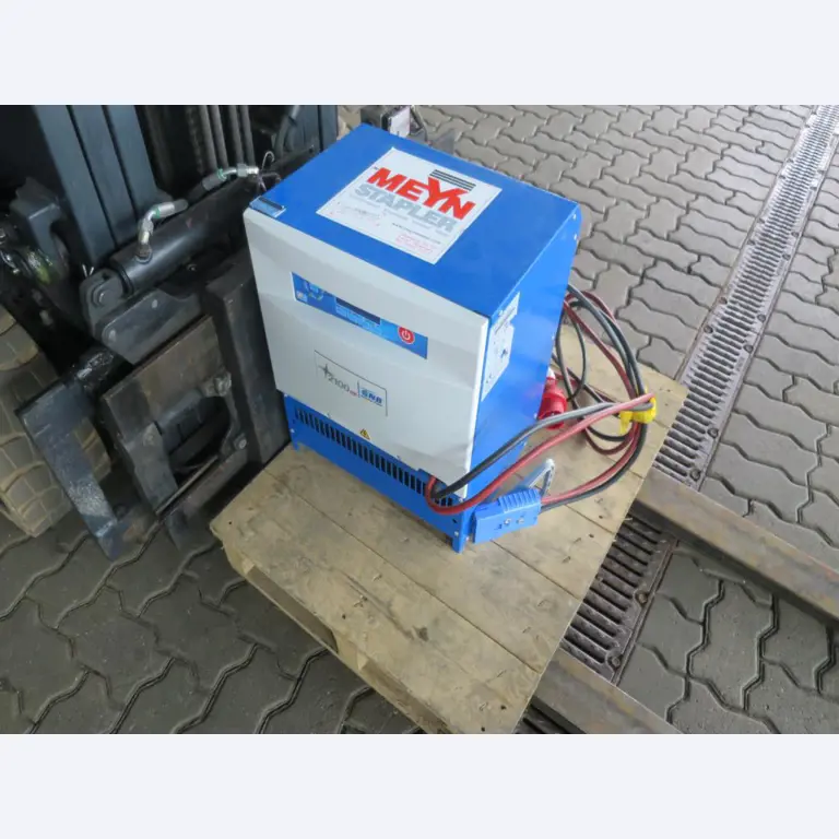 forklift trucks and car pool<br>-2