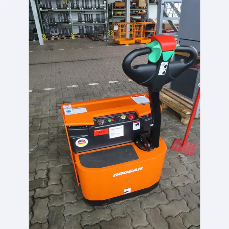 forklift trucks and car pool<br>-3