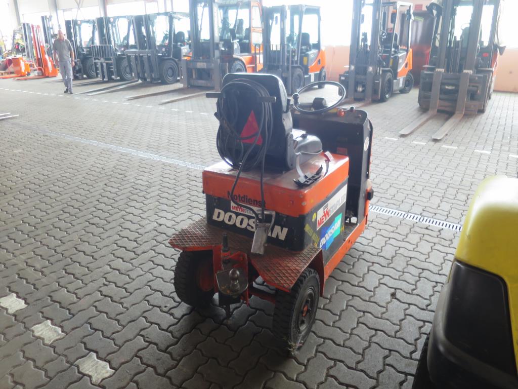 Gabelstapler sowie Fuhrpark<br>-2