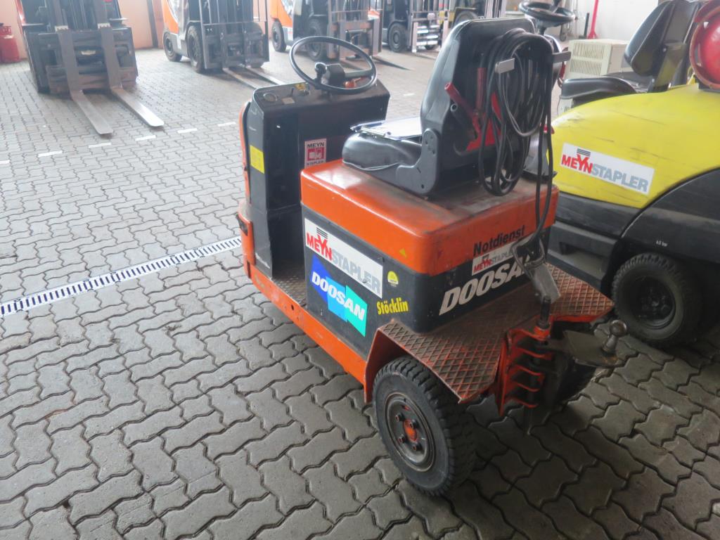 Gabelstapler sowie Fuhrpark<br>-4