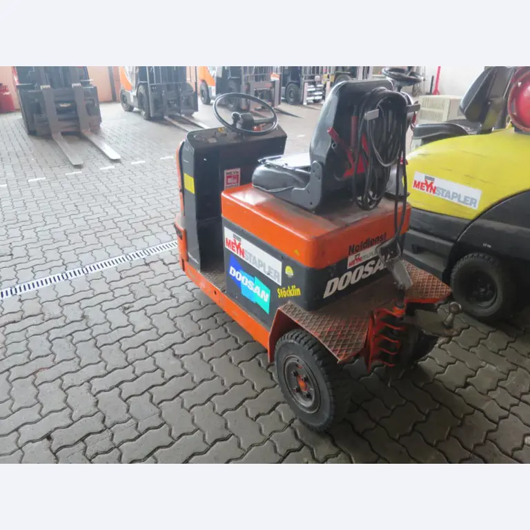 Gabelstapler sowie Fuhrpark<br>-4