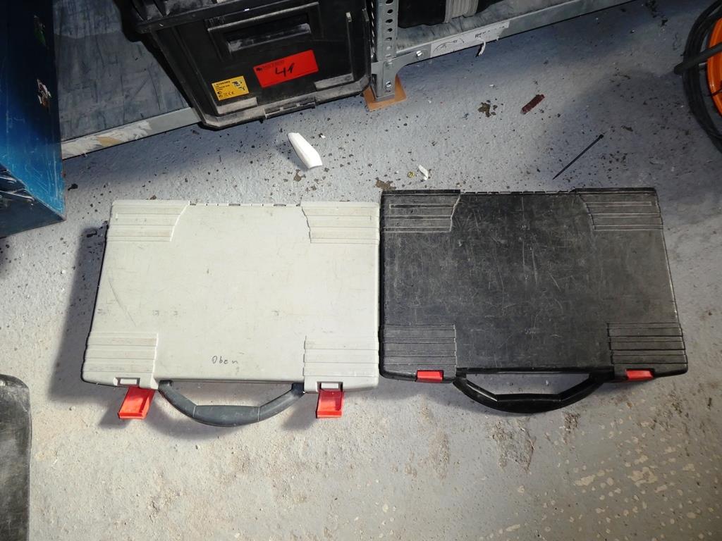 des machines et des véhicules entretenus dans le domaine de l'installation électrique-12