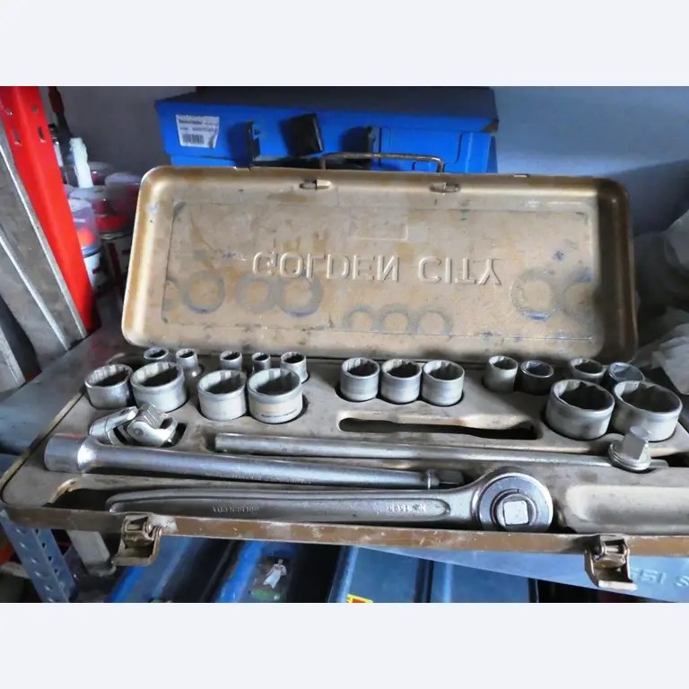 machinery and vehicles from the electric installation sector-5