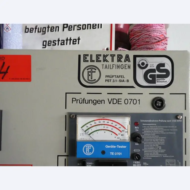 gepflegten Maschinen und Fahrzeuge aus dem Bereich Elektroinstallation-3