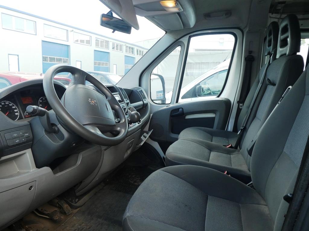 machinery and vehicles from the electric installation sector-16