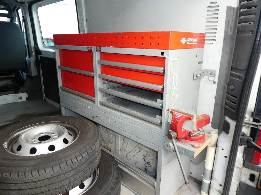 machinery and vehicles from the electric installation sector-19