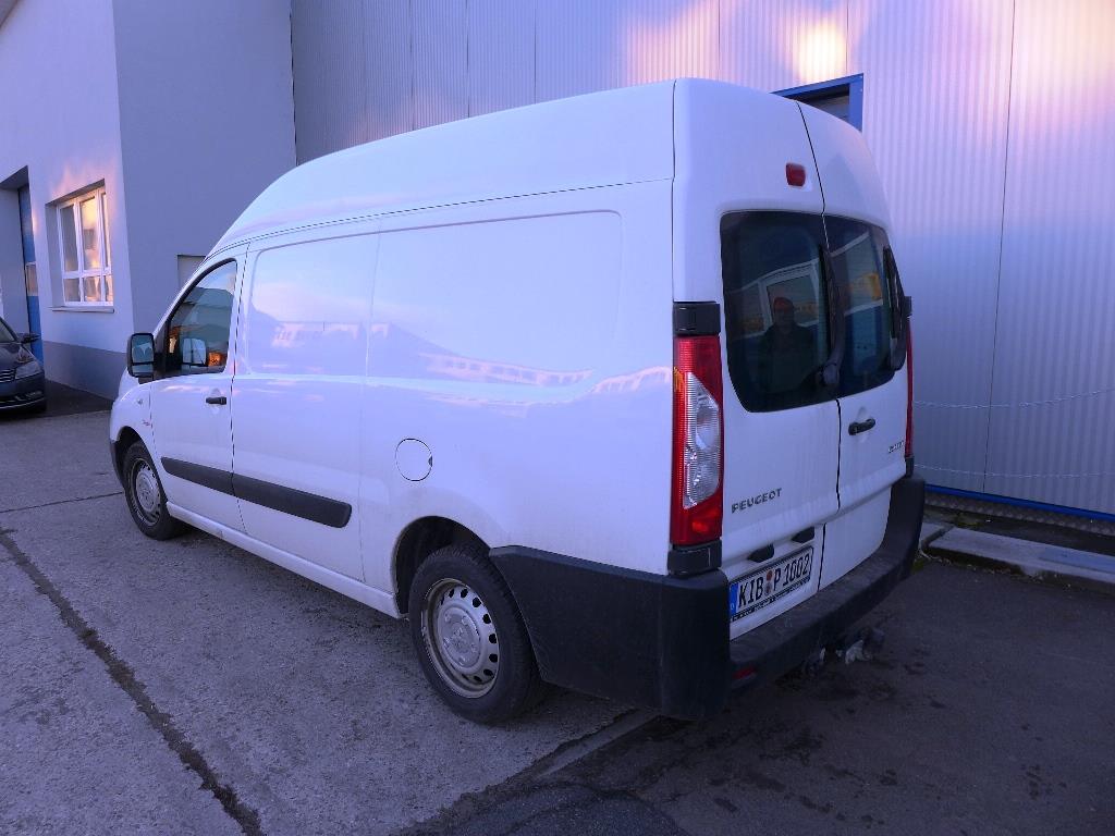 machinery and vehicles from the electric installation sector-4