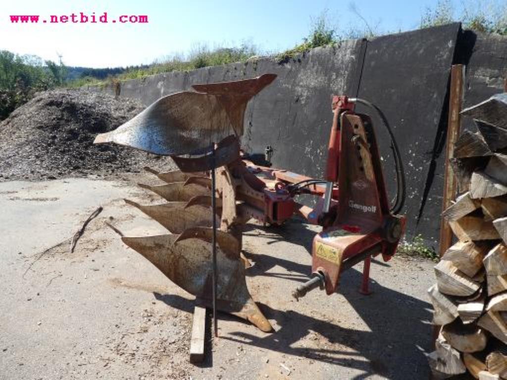 Well-maintained machines of agriculture / energy production-1