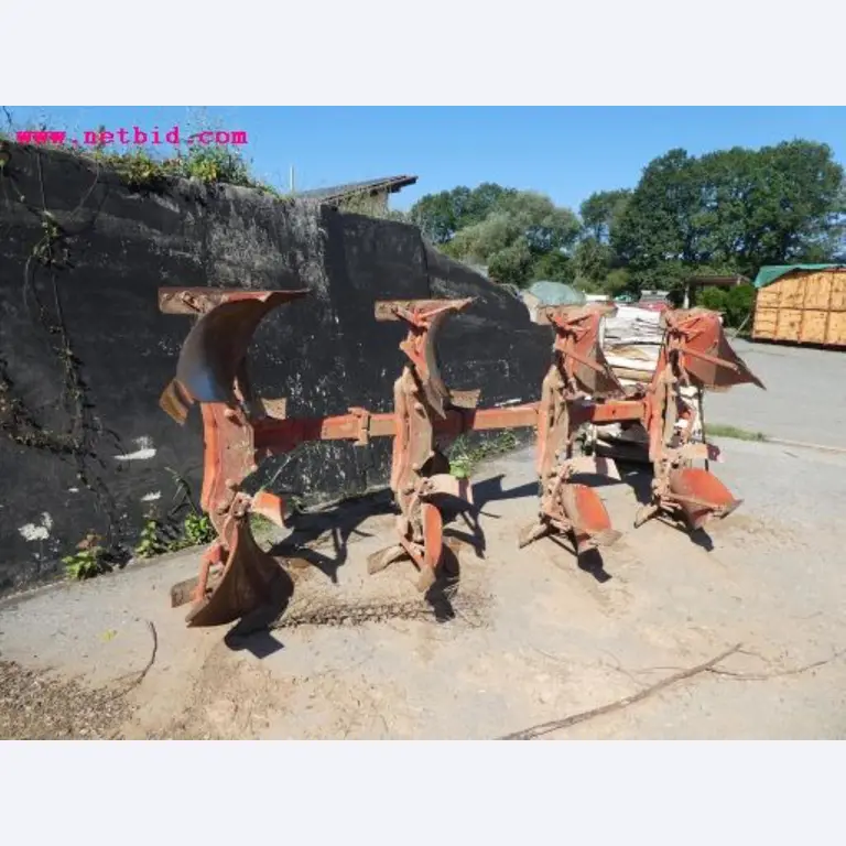 Well-maintained machines of agriculture / energy production-2