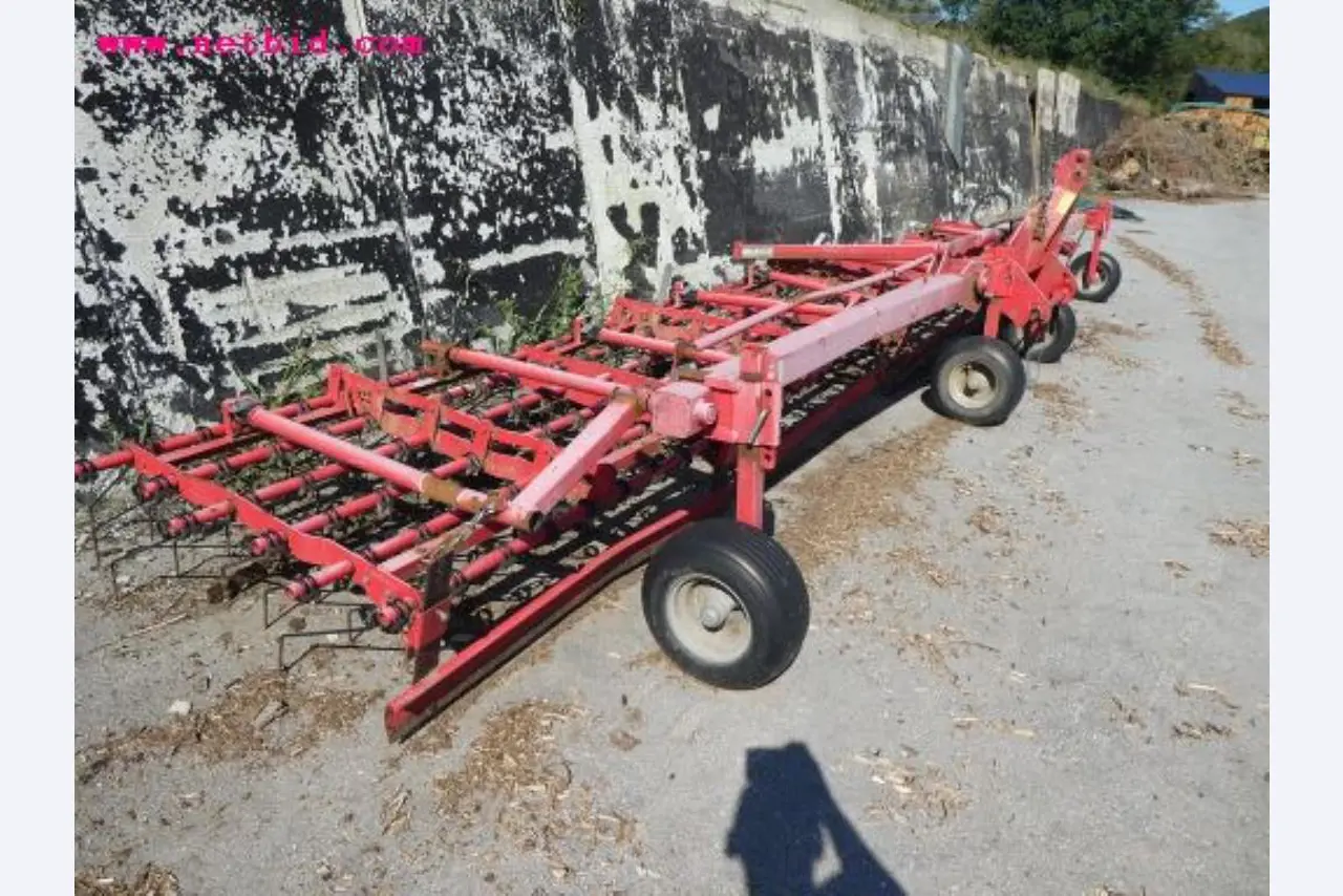 Well-maintained machines of agriculture / energy production-1