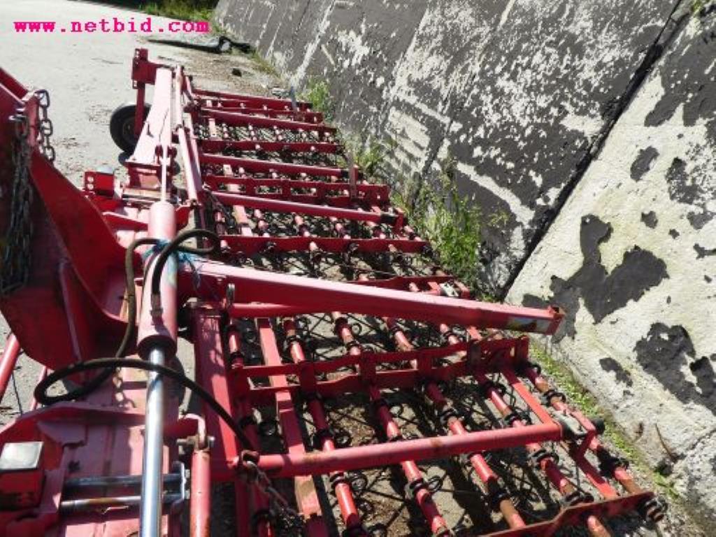 Well-maintained machines of agriculture / energy production-4