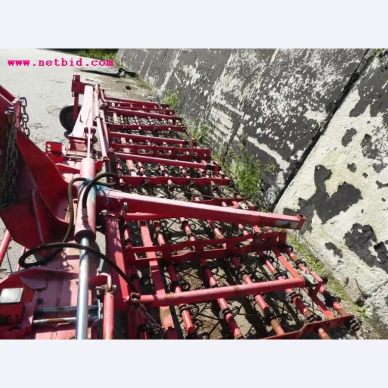 Well-maintained machines of agriculture / energy production-4