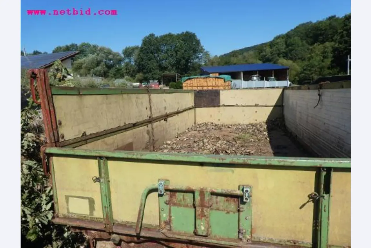 Well-maintained machines of agriculture / energy production-3
