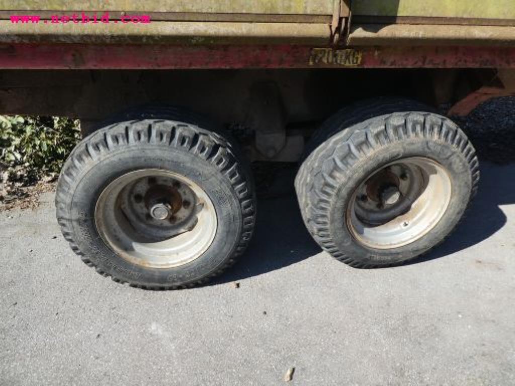 Well-maintained machines of agriculture / energy production-4