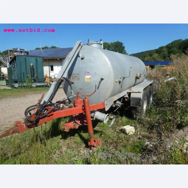 Well-maintained machines of agriculture / energy production-3