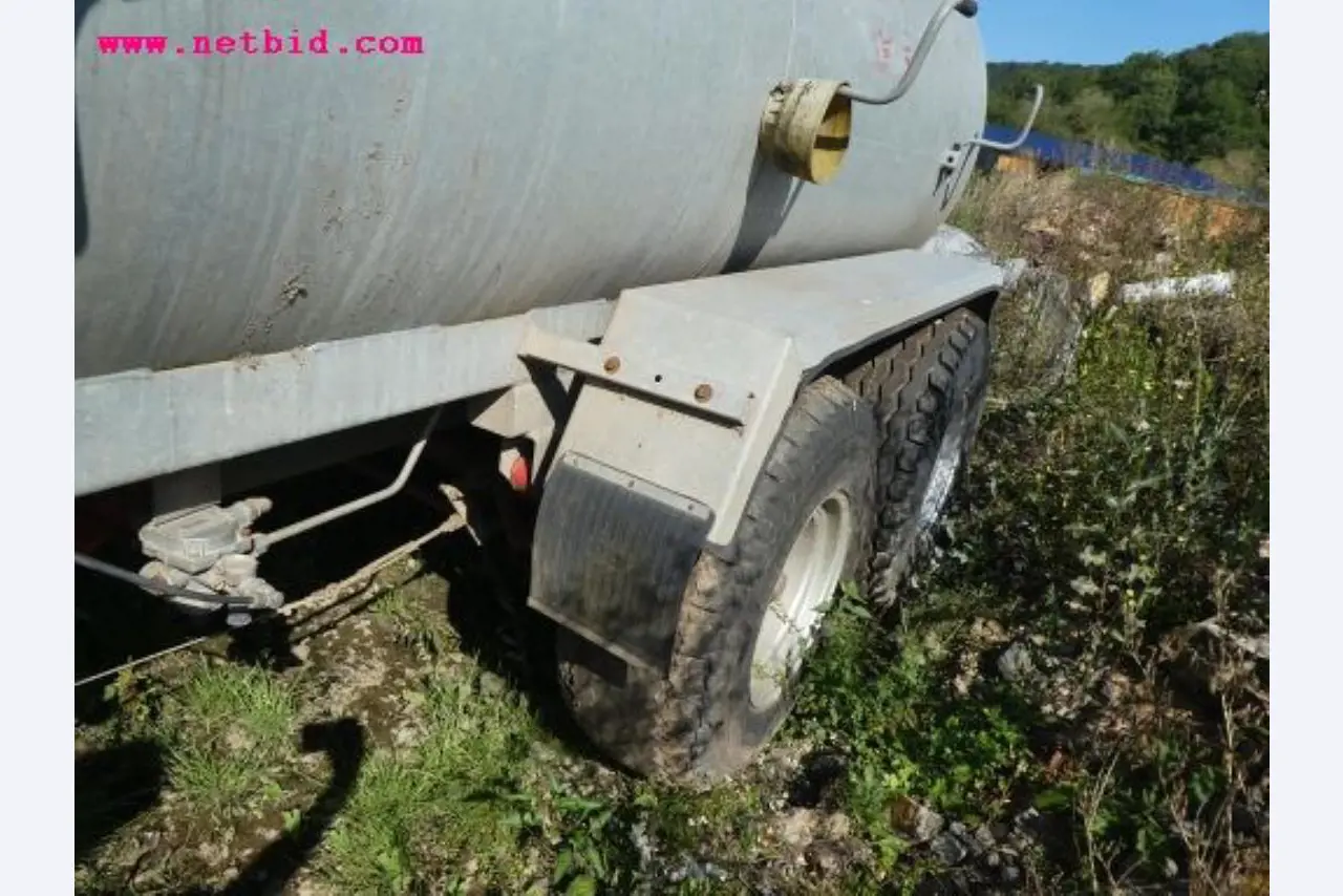 Well-maintained machines of agriculture / energy production-4