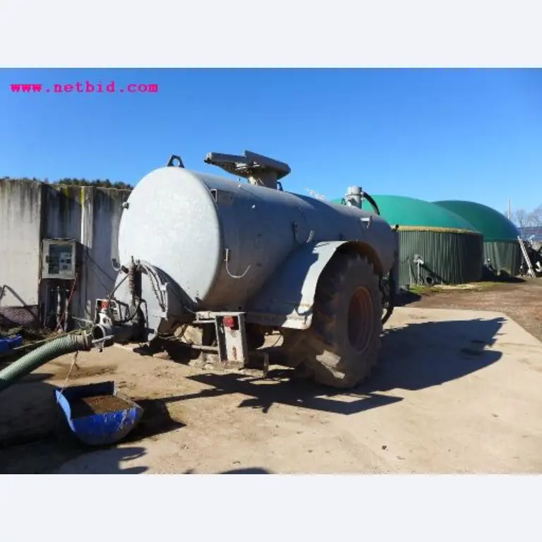 Well-maintained machines of agriculture / energy production-2
