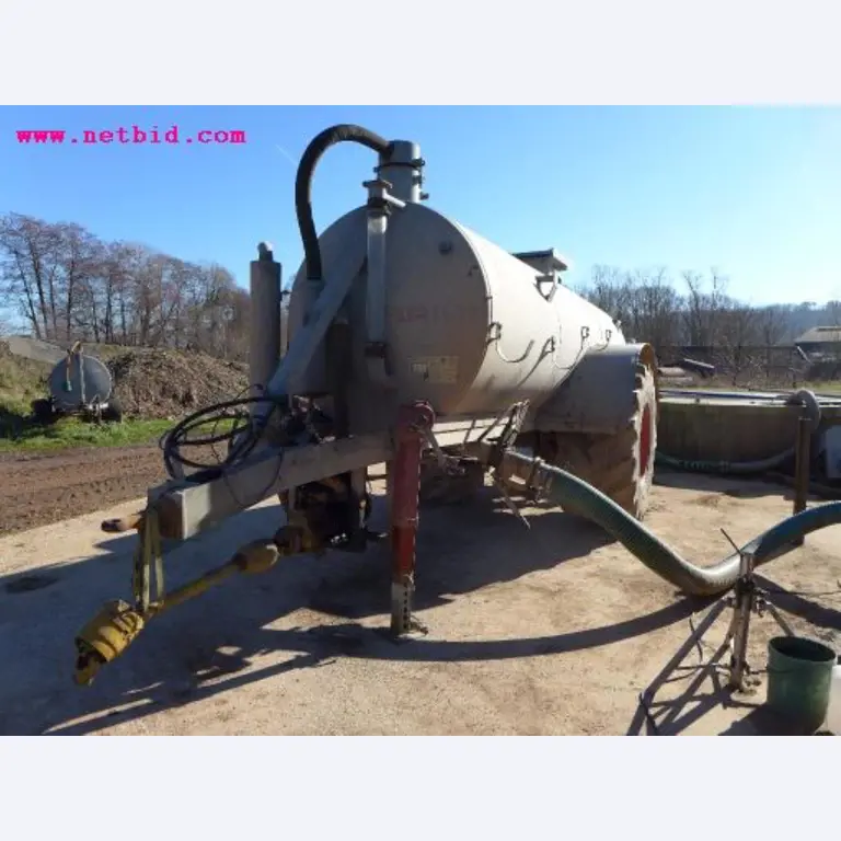 Well-maintained machines of agriculture / energy production-4