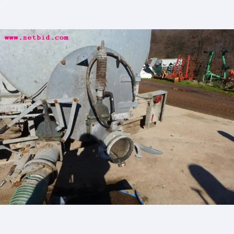 Well-maintained machines of agriculture / energy production-5