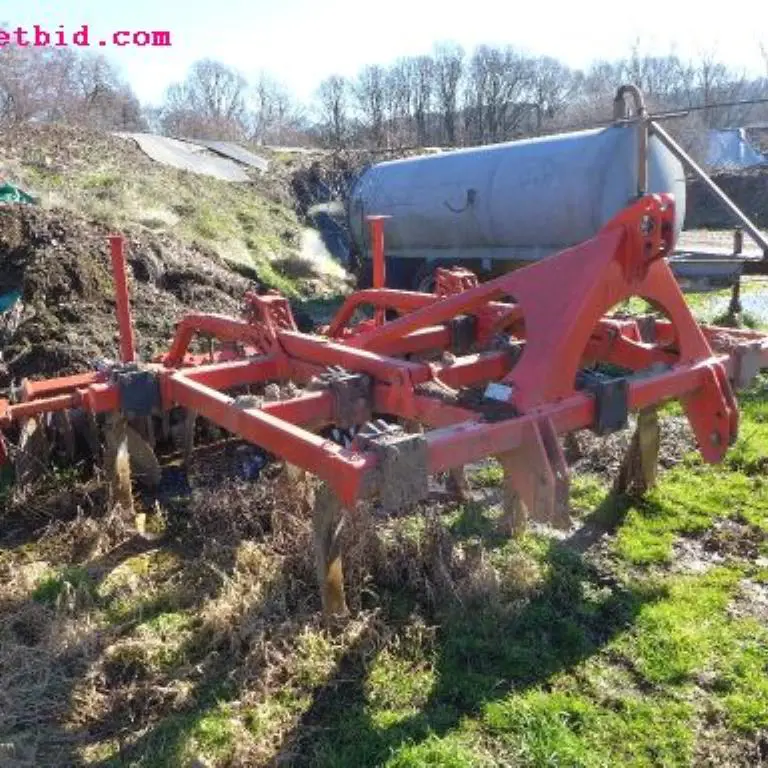 Cultivador Kuhn Cultimer 300