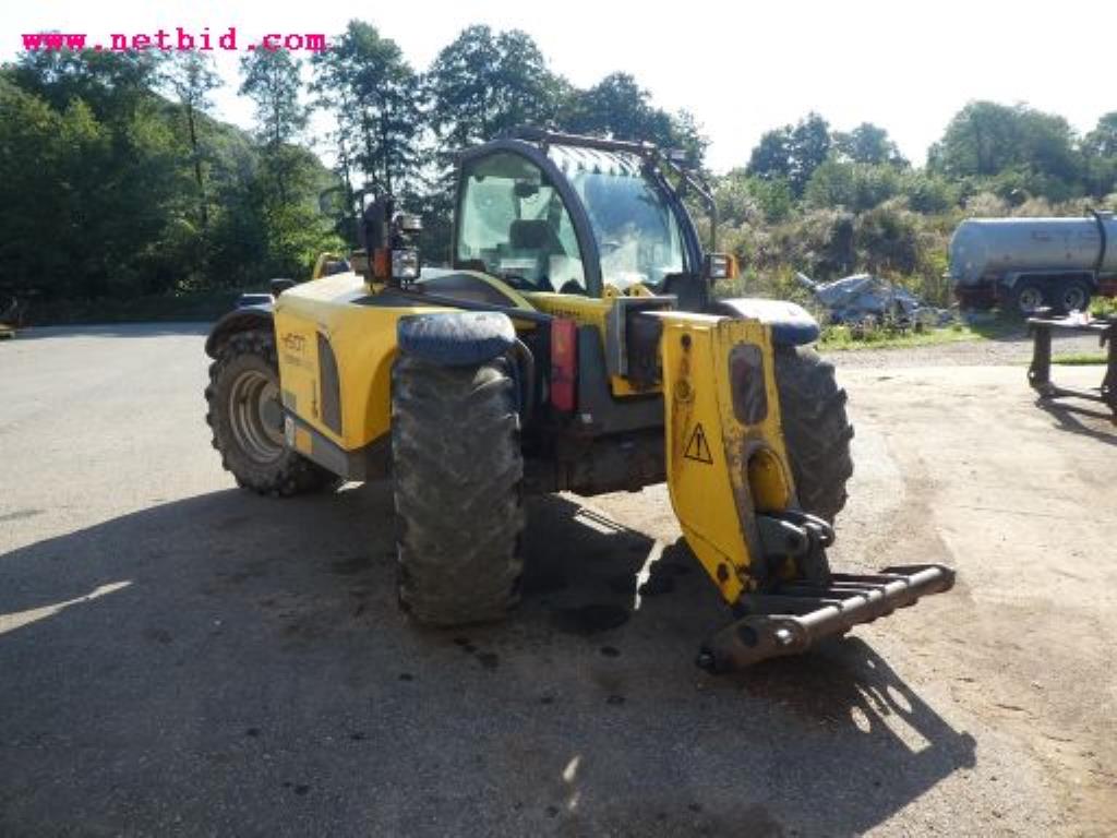 Well-maintained machines of agriculture / energy production-13