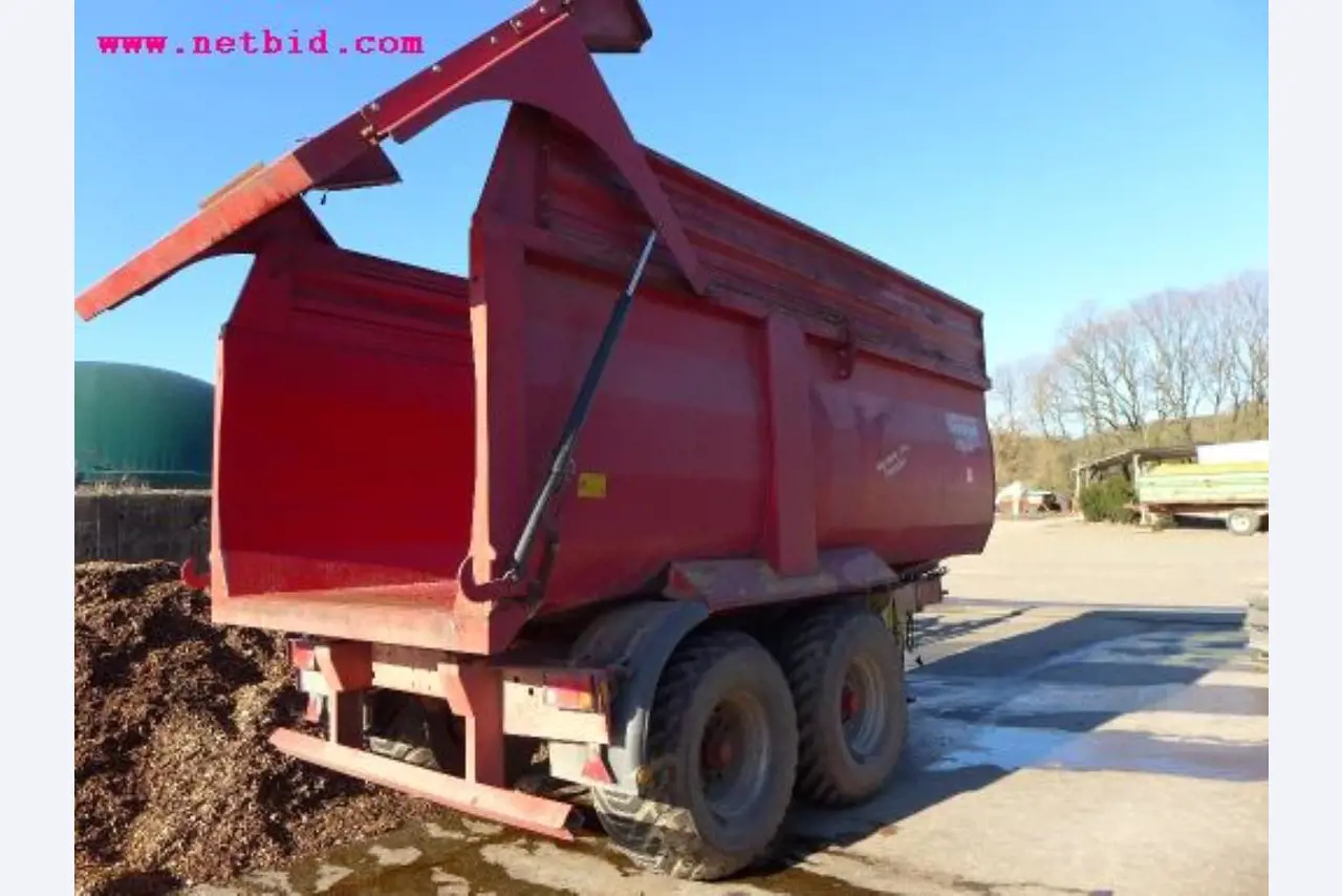 Well-maintained machines of agriculture / energy production-1