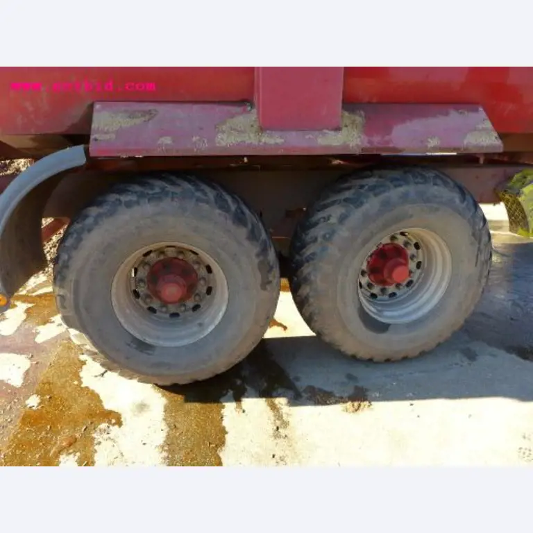 Well-maintained machines of agriculture / energy production-5