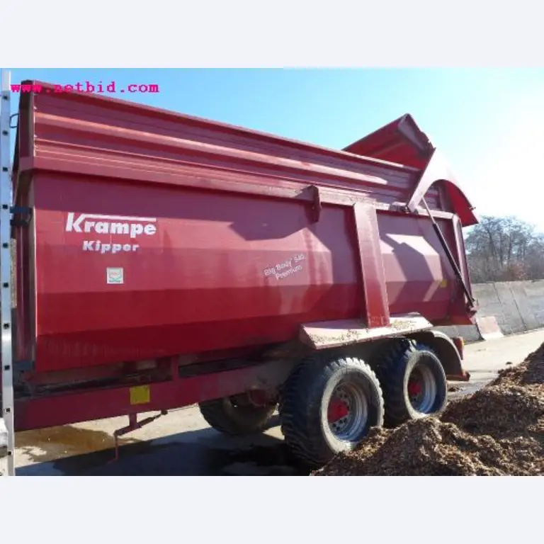Well-maintained machines of agriculture / energy production-6