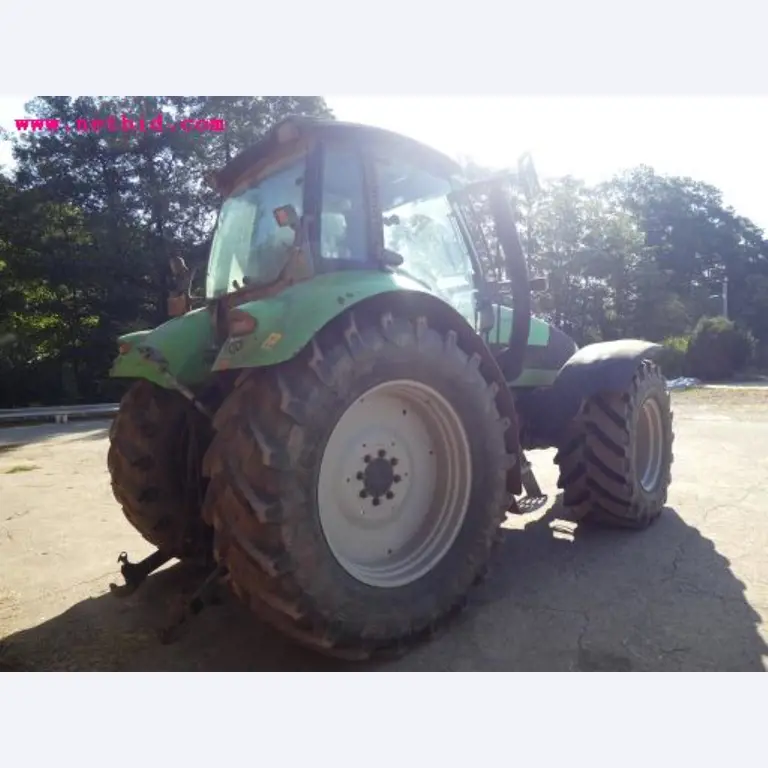 Well-maintained machines of agriculture / energy production-12