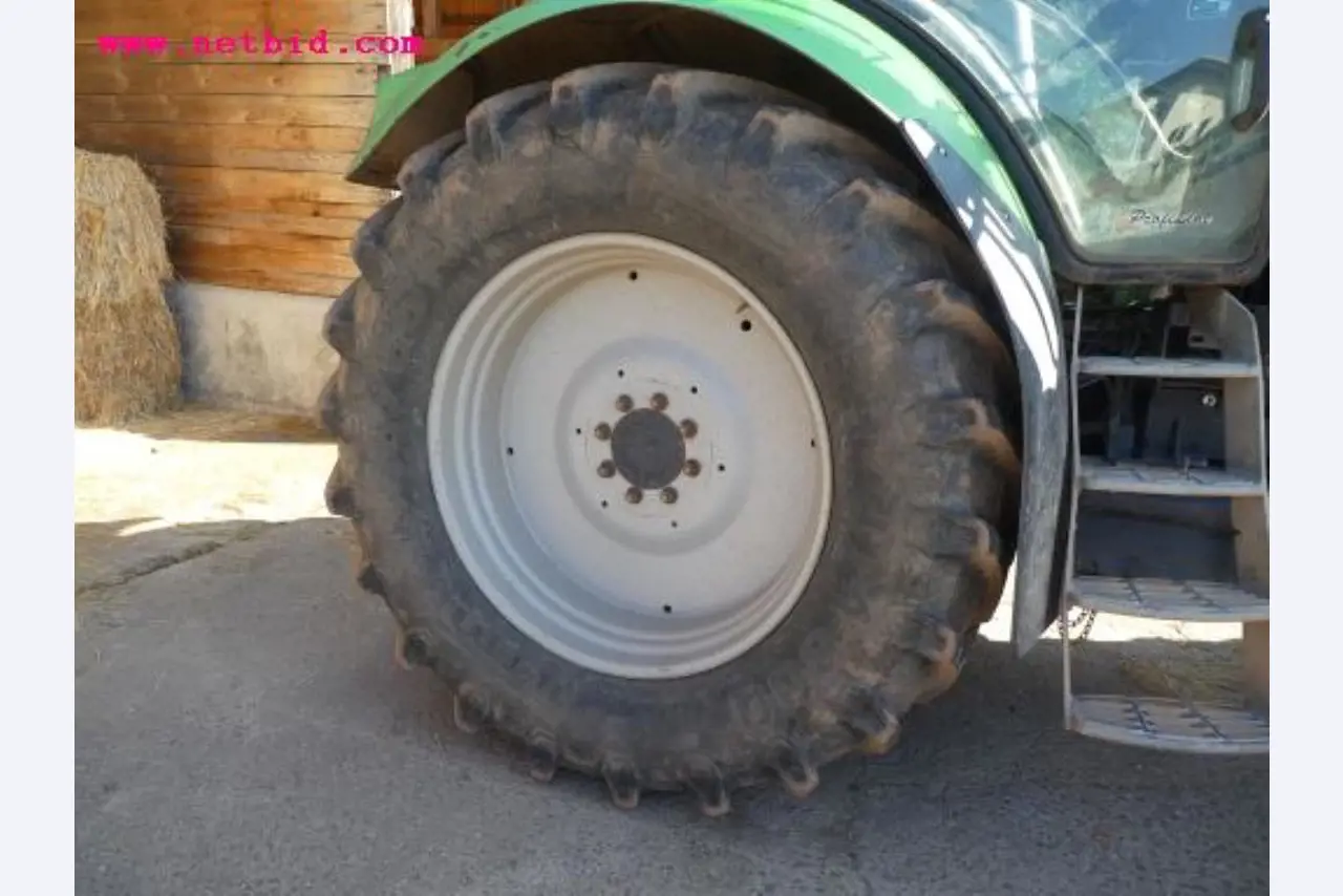 Well-maintained machines of agriculture / energy production-21